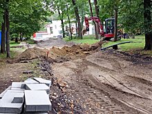 В парке Белинского одни аллеи открыли, другие закрыли