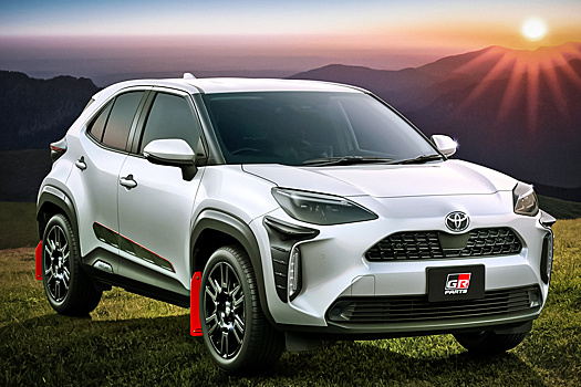 Карбон и красные брызговики: тюнинг для самого дешевого кроссовера Toyota