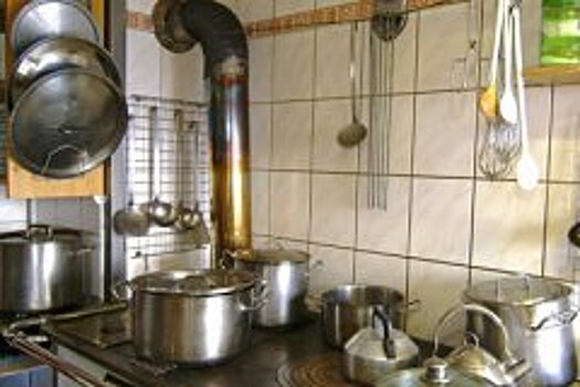 Алюминиевая посуда отравляет людей мышьяком и кадмием