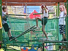 Председатель Госдумы провел опрос о доступности детских лагерей