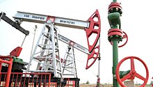 Нефтедобыча в России может рухнуть почти вдвое