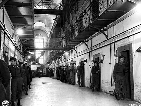 52 года назад в Нюрнберге казнили 10 нацистских преступников: на эшафот их вели 13 ступенек, умирали они в мучениях (ФОТО)