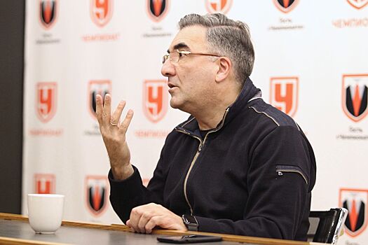 Вайсфельд разобрал эпизод с мощным силовым приёмом Шалунова против Робинсона в финале КХЛ