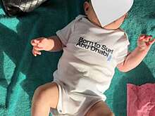 Модель Валентина Иванова показала дочь от Тимати на отдыхе