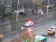 «Удар был такой силы, что мы проснулись»: жители Ленинского проспекта — о ДТП с погибшим мужчиной (видео)