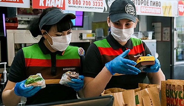 Burger King и McDonald’s бесплатно накормят медиков