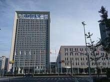 У них всё хорошо: Geely догоняет BYD по продаже электромобилей