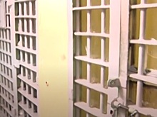 Сенаторы предложили сажать на десять лет за издевательства над заключенными