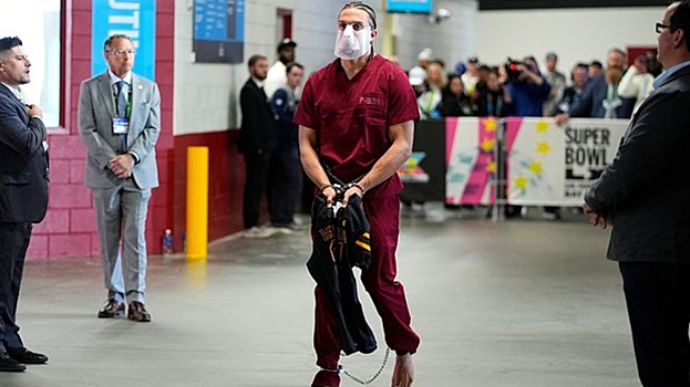 Названы худшие наряды звезд на Супербоуле