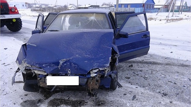 13-летняя девочка и водитель авто пострадали при аварии в Сафакулево