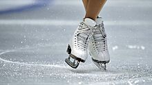 Итальянские фигуристы запустили флешмоб, делая бытовые дела на коньках
