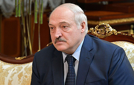 Лукашенко заявил, что может обсудить с Путиным 9 сентября вопросы в нефтяной сфере
