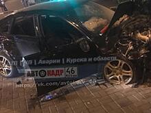 Ночью в центре Курске лихач стал виновником ДТП