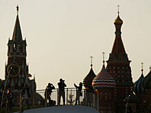 Более 20 объектов в Москве проверяют после сообщений о заложенных взрывных устройствах