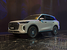 Семь мест, две комплектации и долгожданный автомат: обзор Chery Tiggo 9