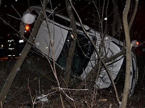 Спасатели Уфы уточнили детали операции по спасению водителя «Киа», вылетевшего в кювет на повороте в Максимовку