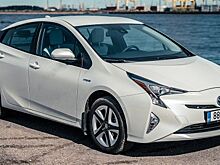 Toyota отзовет более 645000 автомоделей Prius,Lexus RX и Lexus NX по всему миру