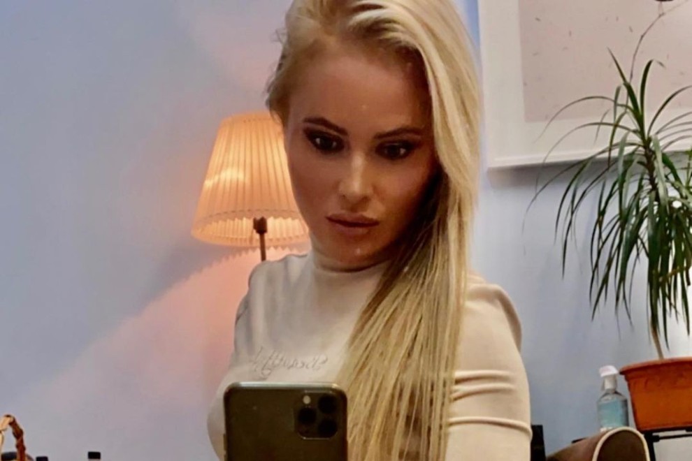 Жігіттерді соратын түзу жігіттерді онлайн көріңіз