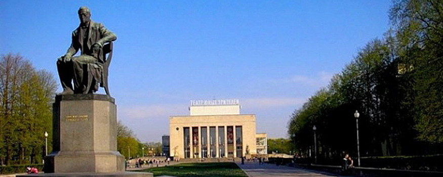 В Санкт-Петербурге около ТЮЗа установят памятник основателю театра