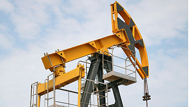Цена нефти Brent превысила $65 за баррель