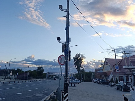 Новая камера фиксирует водителей с телефонами в Нижегородской области