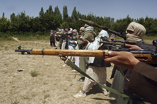 Талибы направят батальон смертников к границе с Таджикистаном