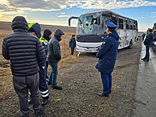 На Урале пострадали трое пассажиров опрокинувшегося автобуса