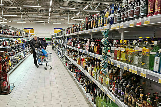 Срок уведомления об аннулировании лицензии на продажу алкоголя ограничат