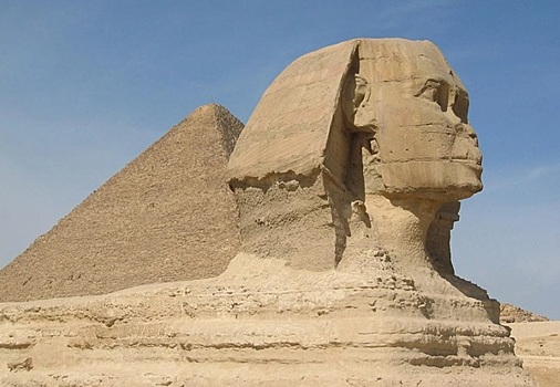 Большой сфинкс бросил новый вызов египтологам