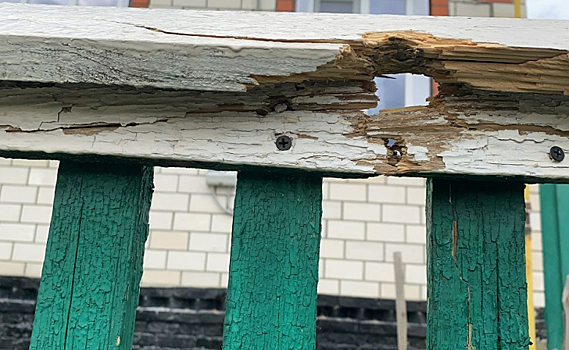 В Курской области помогут с покупкой жилья для семьи с разрушенным после обстрела домом