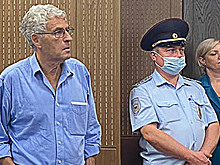 Суд арестовал Леонида Гозмана на 15 суток