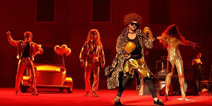 Главный режиссер Театра на Таганке инсценировал культовую историю Эмира Кустурицы «Черная кошка, белый кот»