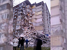 В Ижевске от взрыва обрушилась часть девятиэтажки