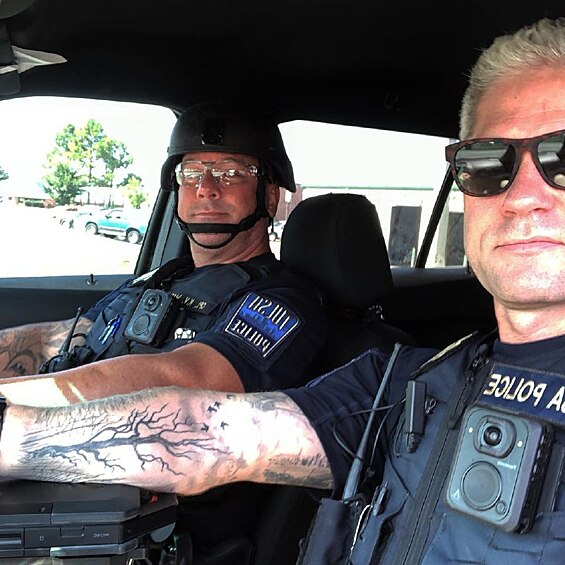 Теперь у Ларкина в Instagram не мало фанаток, которые в восторге и от его татуировок.