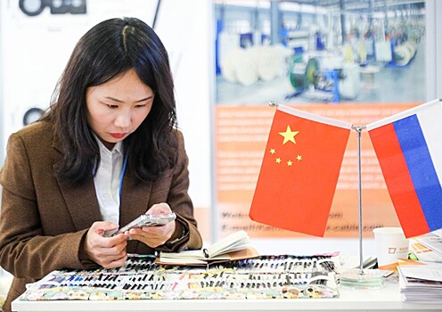 В России могут создать новую систему для расчетов с Китаем