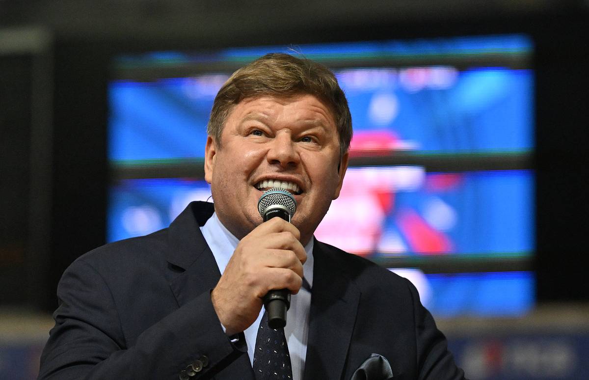 Губерниев выразил желание возглавить мировой биатлон и назвал его лидеров свиньями