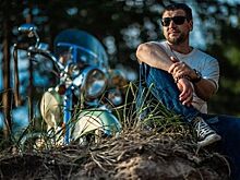 Красавчик-актер из сериала «Ментовские войны» рассказал про дорогу на Кострому