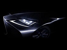 Обновленный Lexus IS "сверкнул" оптикой