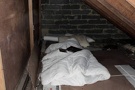 Мужчина купил дом и сделал жуткую находку на чердаке