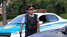 В Алма-Ате вызвали полицию из-за наклейки буквы Z на машине