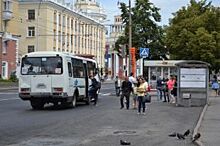 Водитель маршрутки в Екатеринбурге «выбросил» на ходу маму с ребенком