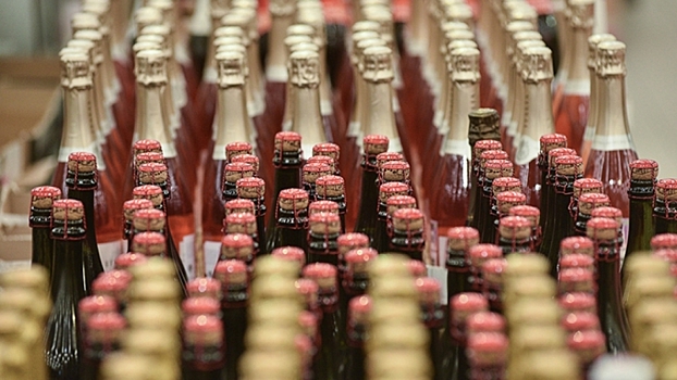 Дума отклонила законопроект о госмонополии на производство спирта