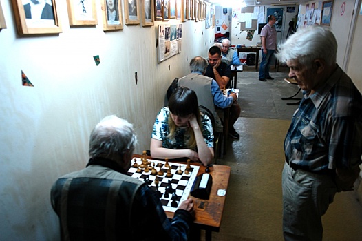 Более 40 спортсменов выступили на шахматном турнире в Якиманке