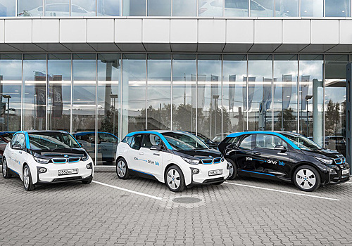 Сколько будет стоит аренда элетрокара BMW i3 в Москве