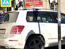 В Воронеже водителя Mercedes-Benz оштрафовали за стояку на пешеходном переходе
