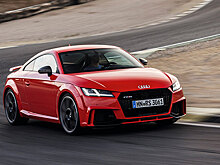 Трест-драйв Audi ТТ RS: заряженное купе играет на поле «Формулы-1»