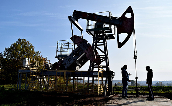 В США заявили о начале установления лимита цен на российскую нефть