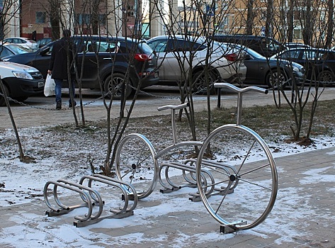 Новые велопарковки появились в Московском