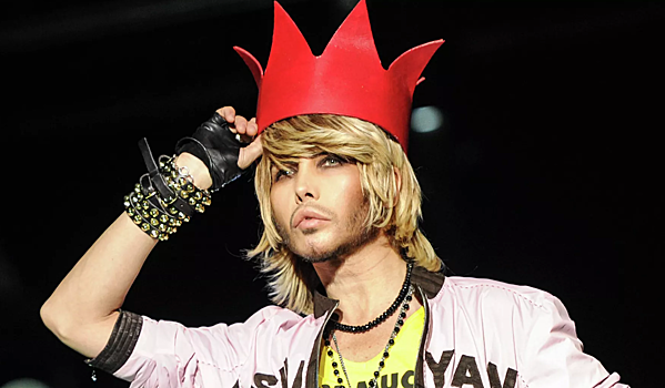 Зверев предложил новый способ избавления от сумок Chanel