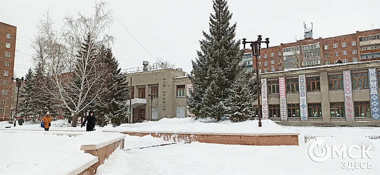 В Омске преобразят участок у Дома Дружбы и построят скейт-площадку